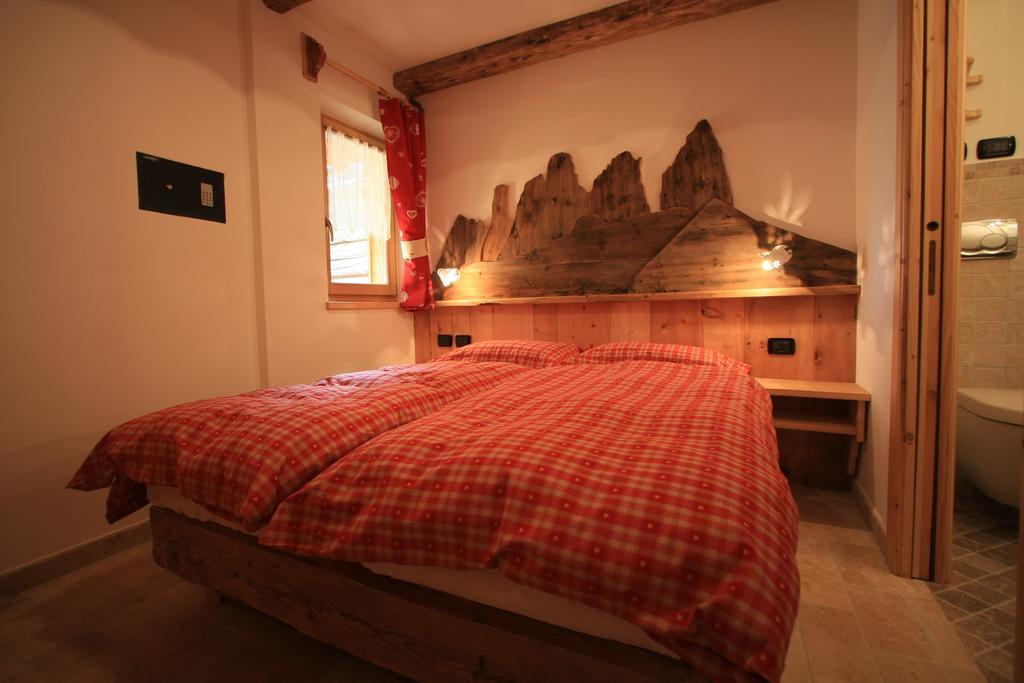 Chalet Pian Campitello di Fassa Bilik gambar