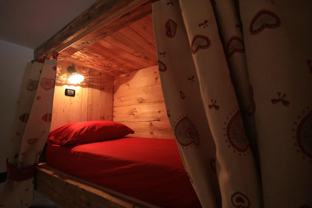 Chalet Pian Campitello di Fassa Bilik gambar