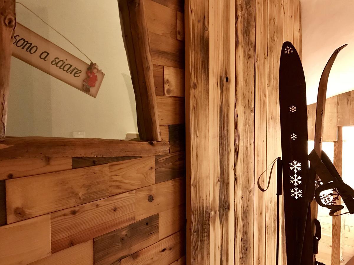 Chalet Pian Campitello di Fassa Luaran gambar